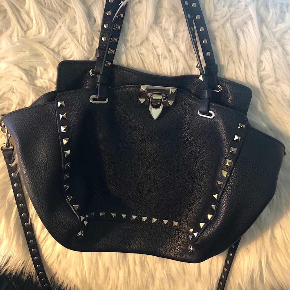 Valentino Garavani Rockstud Medium Bag